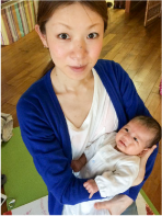 ベビーマッサージ、ママと赤ちゃん3